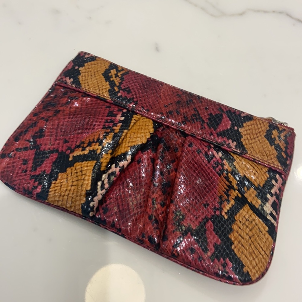 Express wristlet - Picture 2 of 3